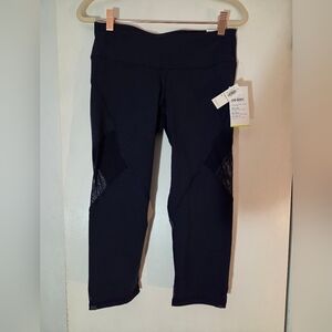 Old Navy Crop Leggings with Mesh Accents